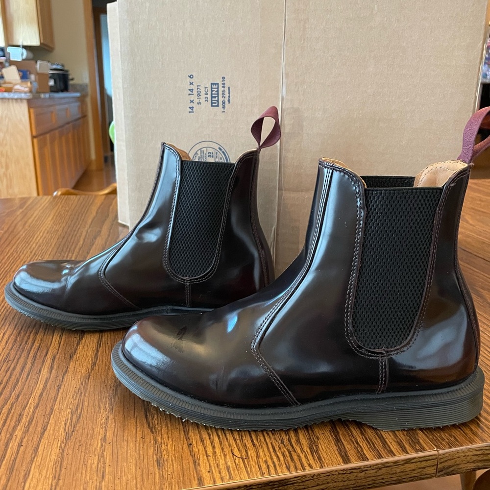 Dr Martens Flora Chelsea Boot